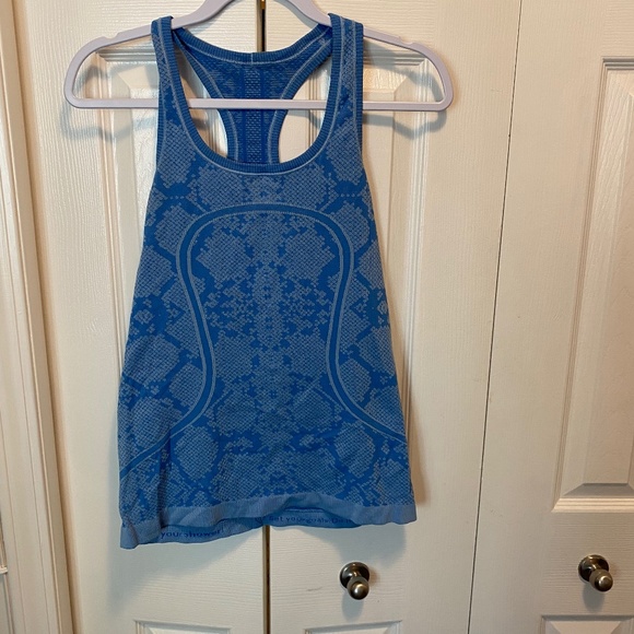 lululemon athletica Tops - Lululemon size 8 Racerback top